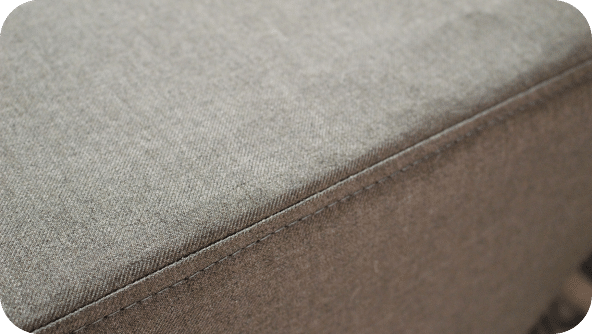 détail de couture d'une surpiqure simple